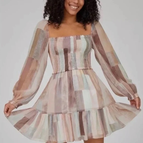 Aritzia Wilfred Tempest Tier Mini Dress Size Medium - Picture 2 of 16